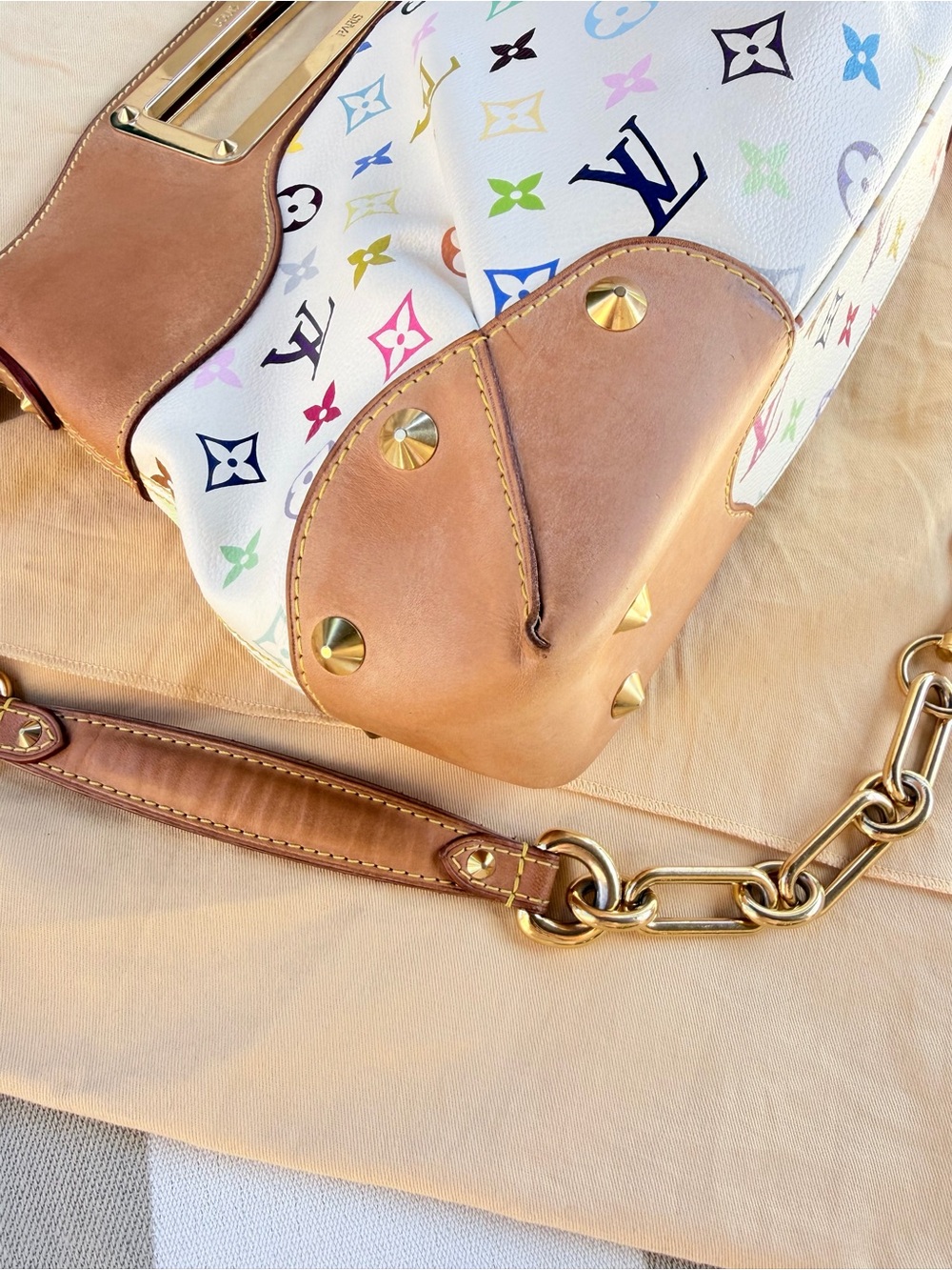 Louis Vuitton Murakami JUDY MM White Multicolor Shoulder Tote Handbag RARE! - Picture 6 of 12